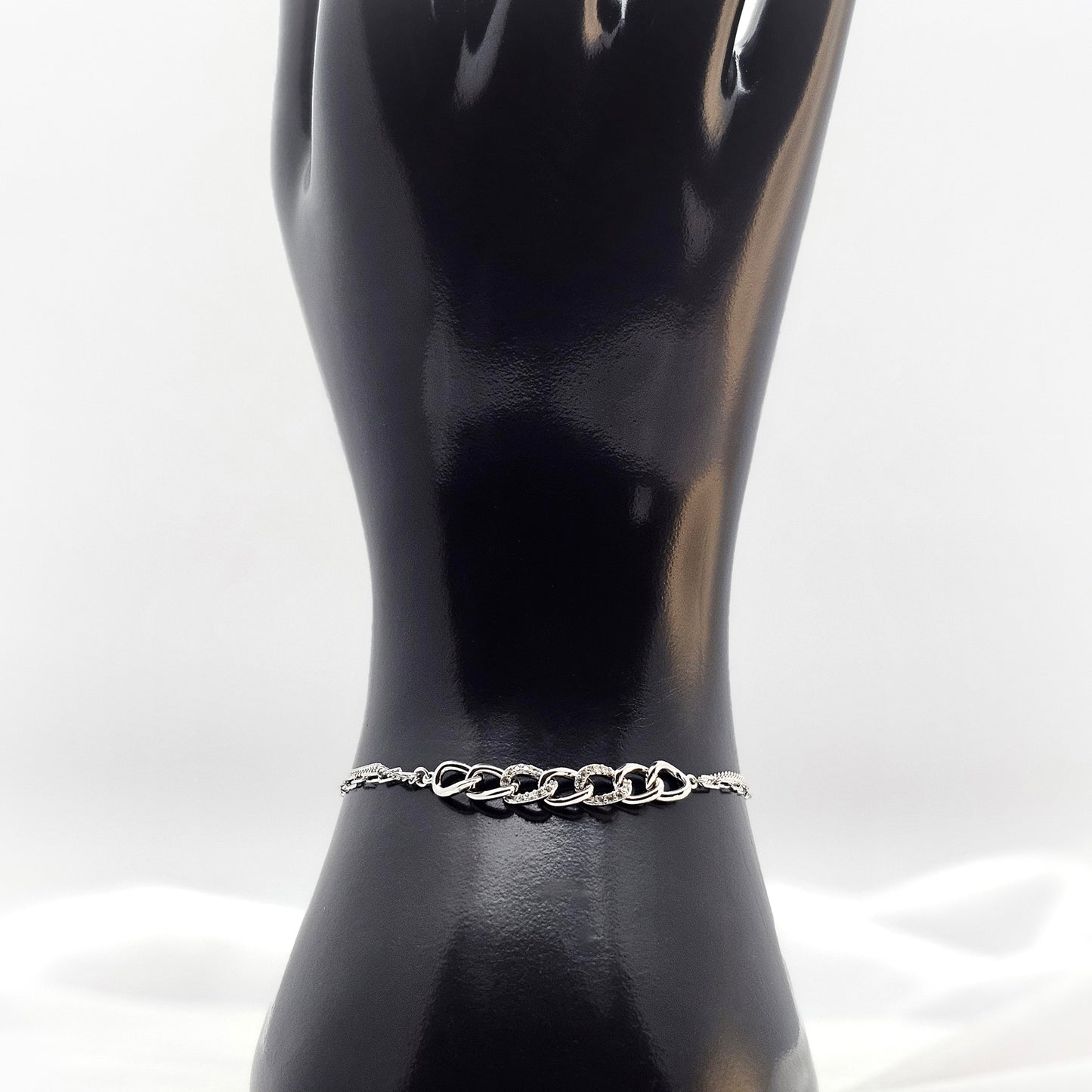 Silver Bracelet B067