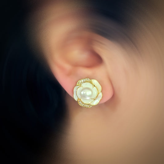 Natural Pearl Earrings E013 (White)