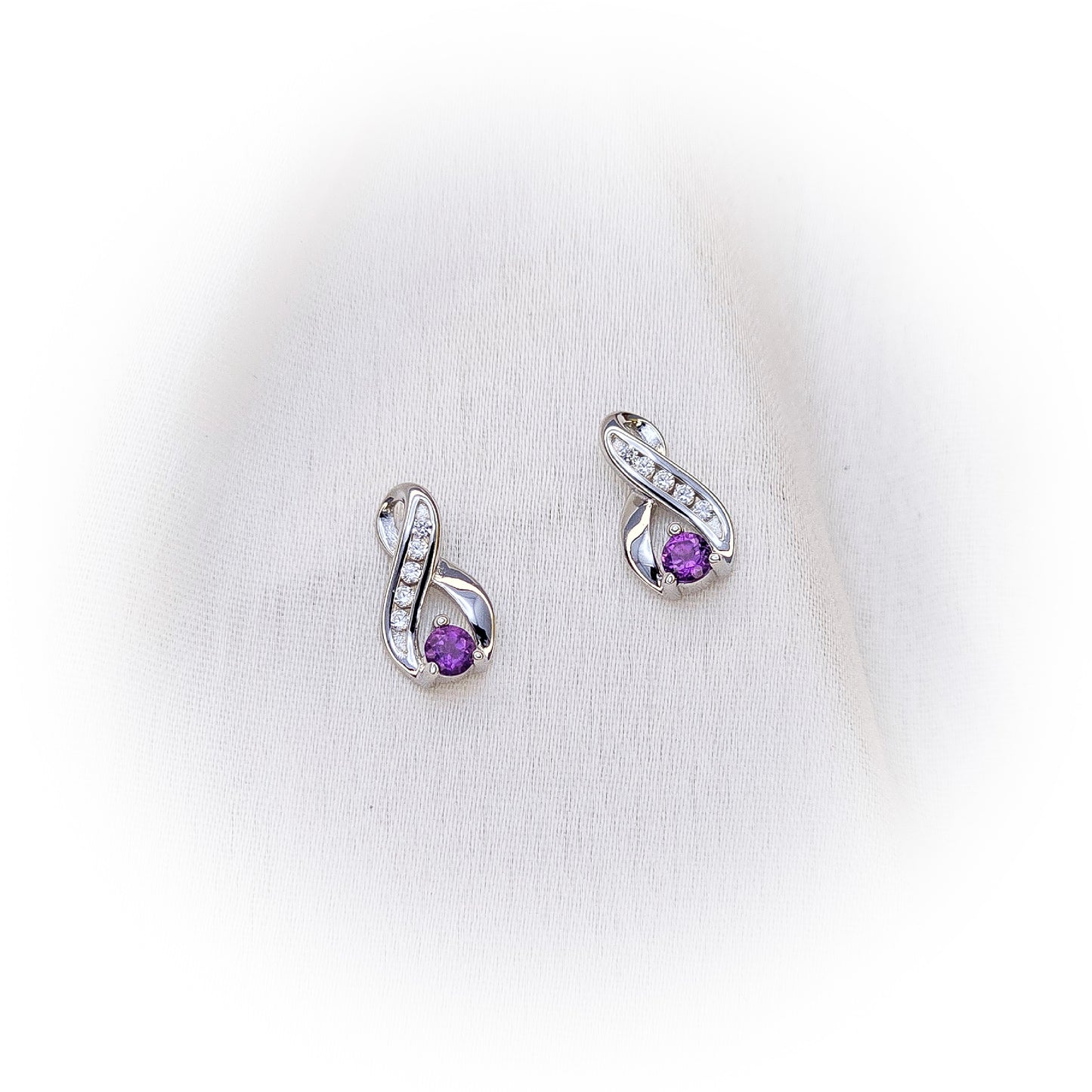 Silver Earrings E081 (Natural Amethyst)