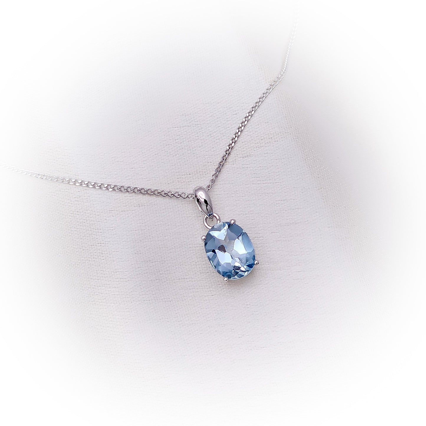 Silver Necklace N104 (Natural Topaz)
