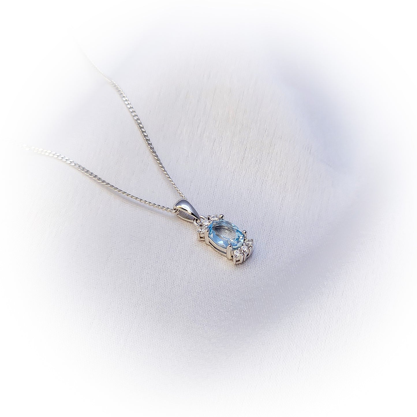 Silver Necklace N130 (Natural Topaz)