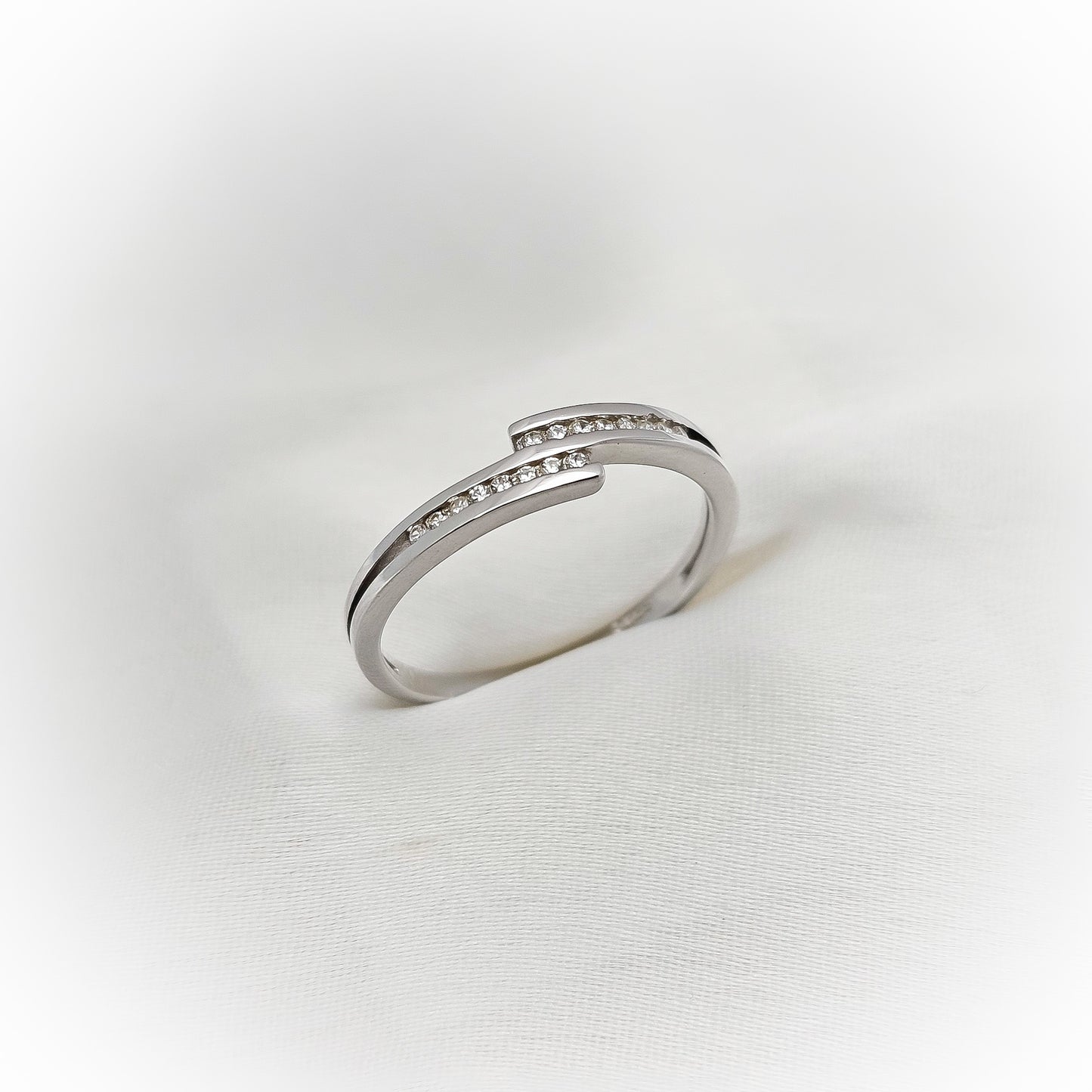 Silver Ring R102