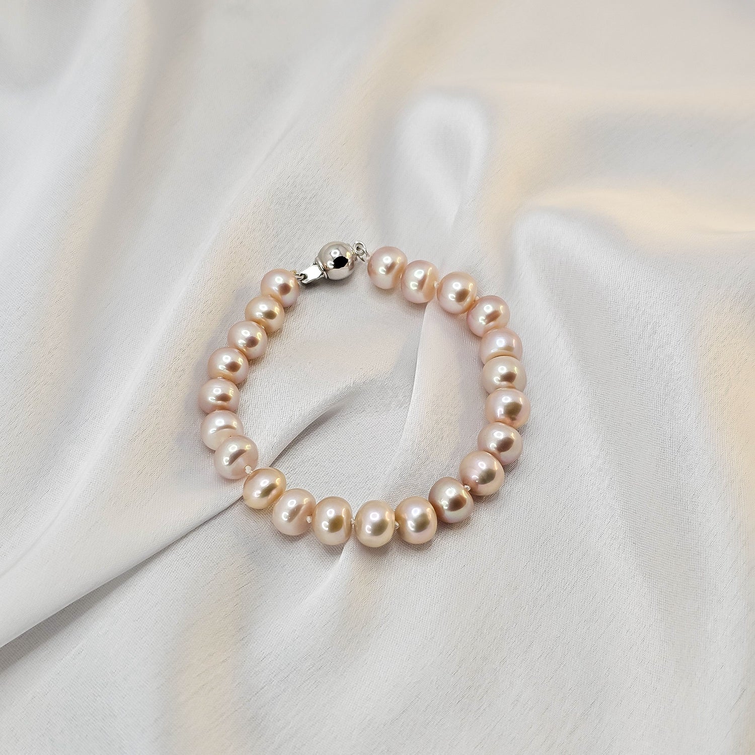 Natural Pearl Bracelets