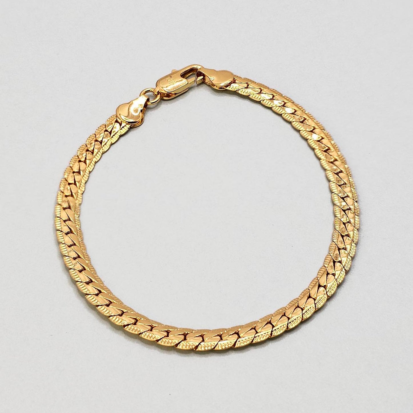 Gold Plated Bracelet B008