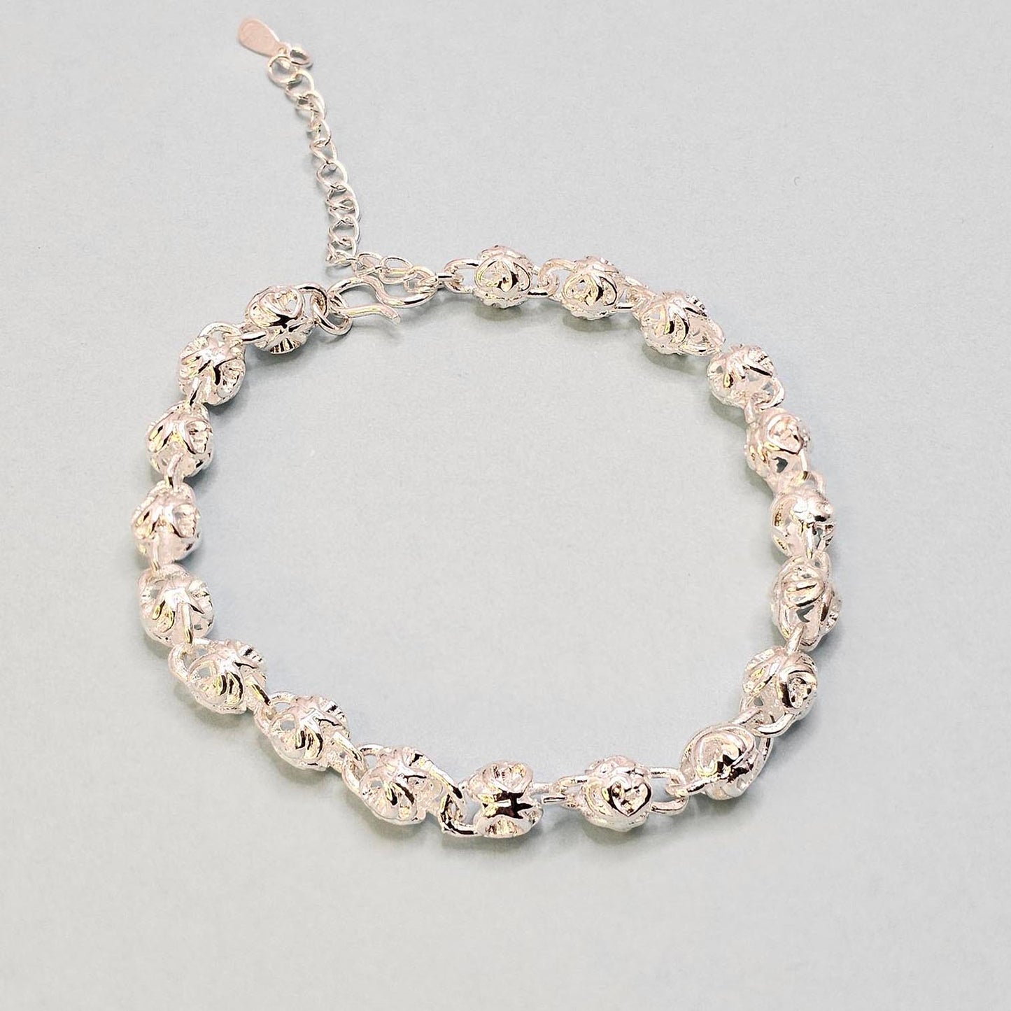 Platinum Plated Bracelet B010