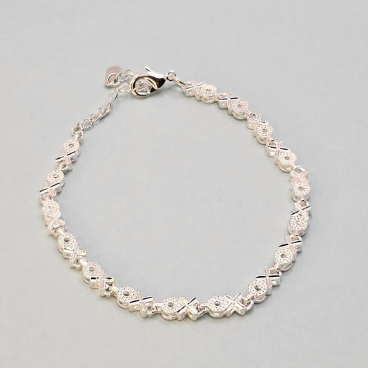 Platinum Plated Bracelet B011