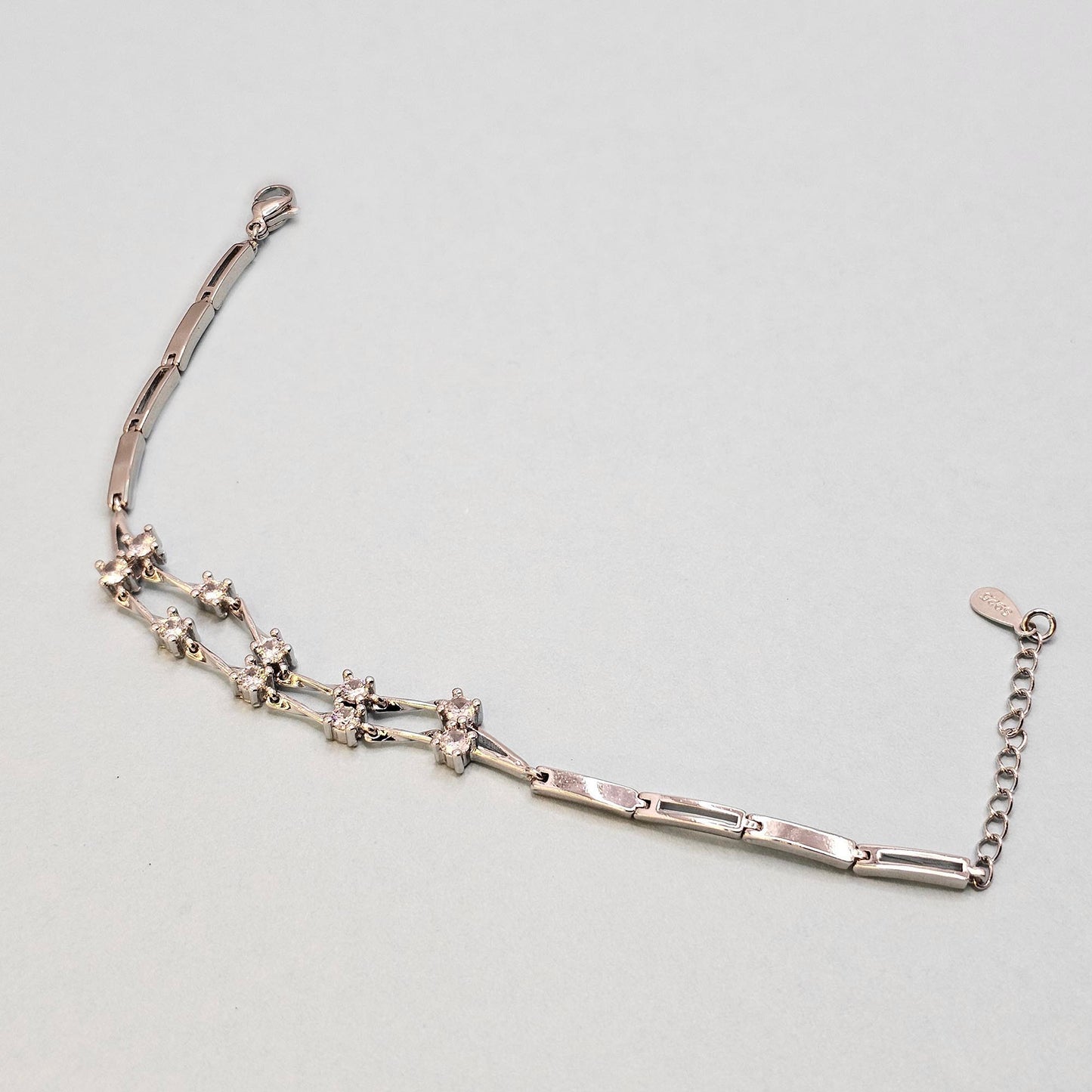 Platinum Plated Bracelet B052