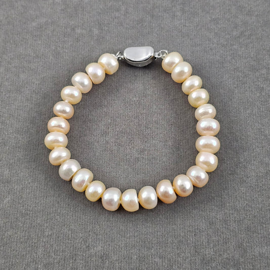 Natural Pearl Bracelet B084