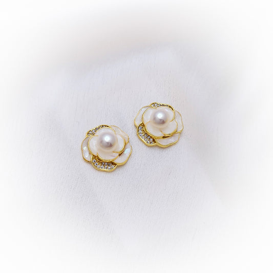 Natural Pearl Earrings E013 (White)