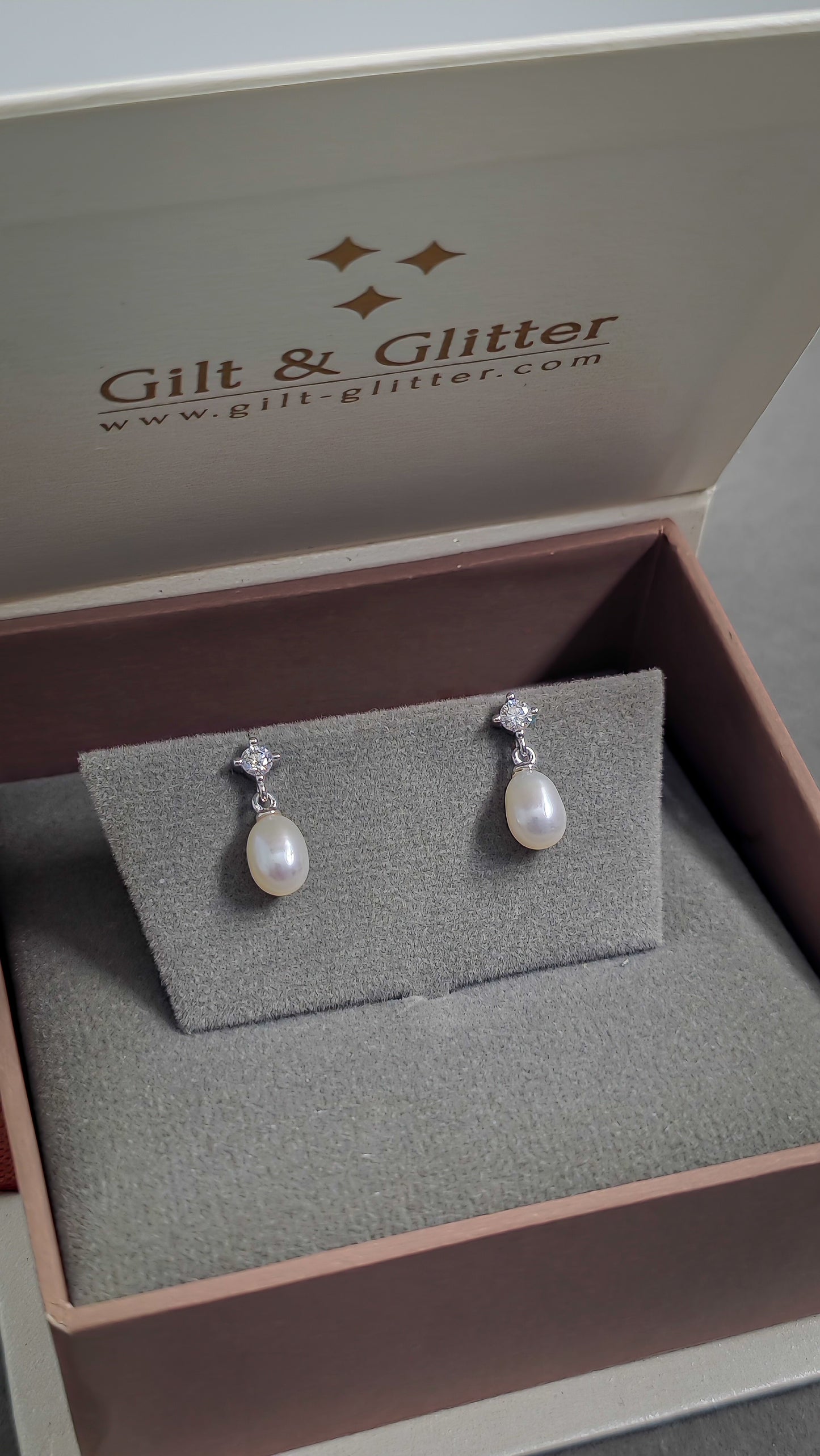 Silver Earrings E132 (Pearl & Moissanite)