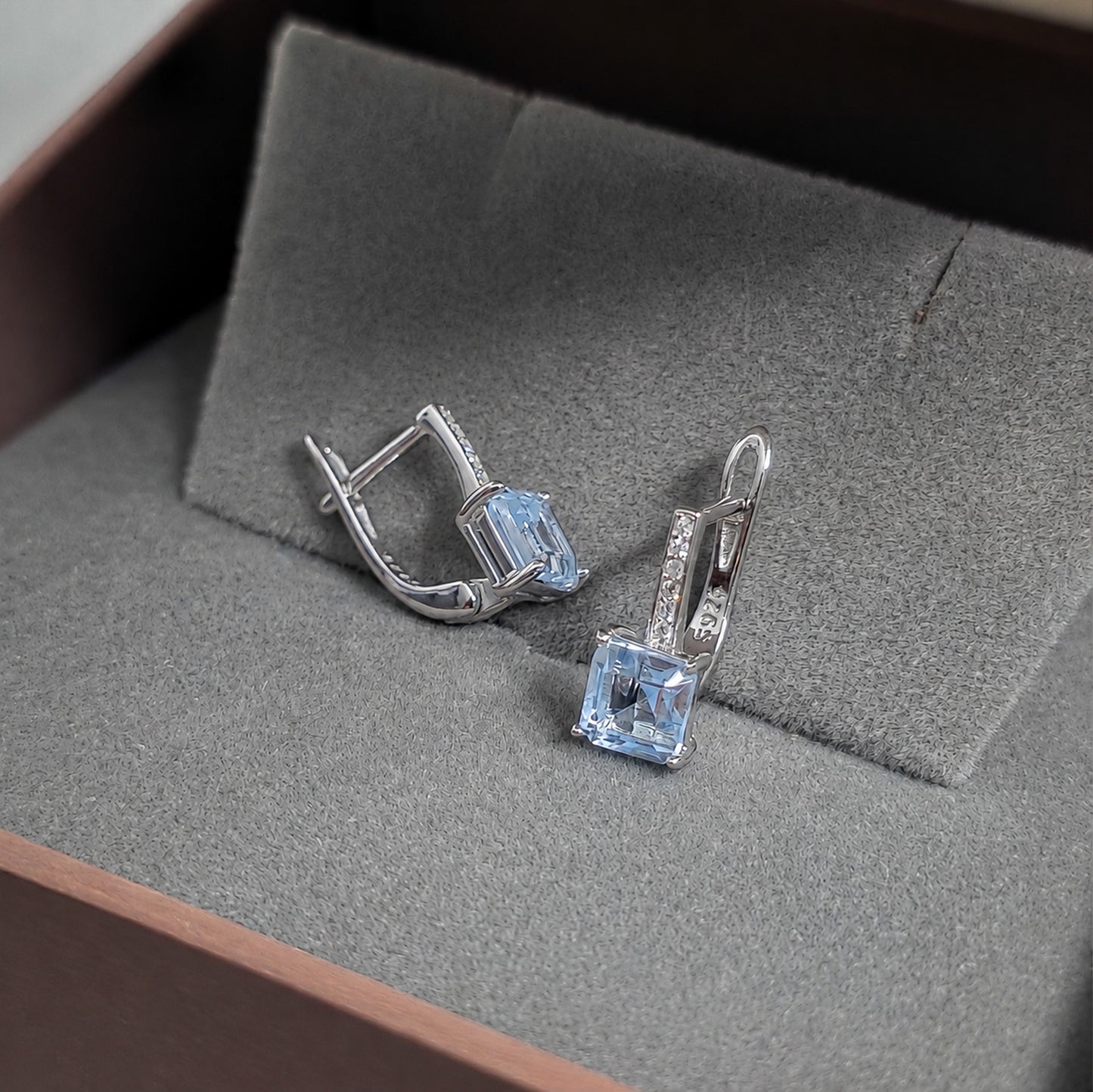 Silver Earrings E142 (Natural Topaz)