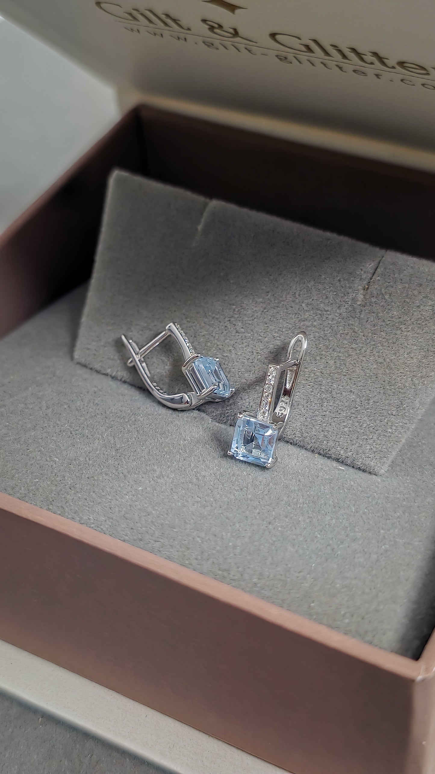 Silver Earrings E142 (Natural Topaz)