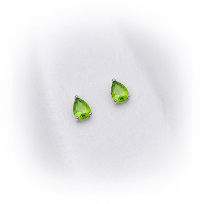 Silver Earrings E143 (Natural Peridot)