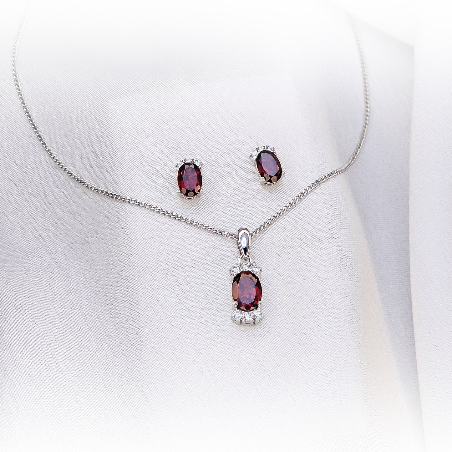 Fine Silver Set N131 & E076 (Natural Garnet)