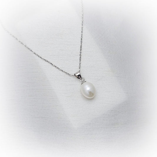 Silver Necklace N204-W (Natural Pearl)
