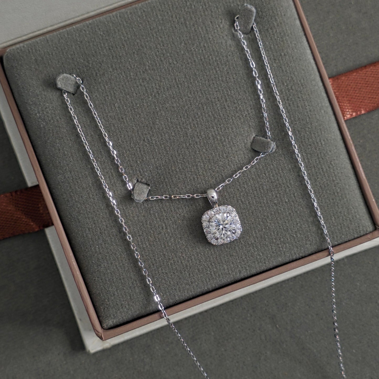 Silver Necklace N218 (Moissanite)