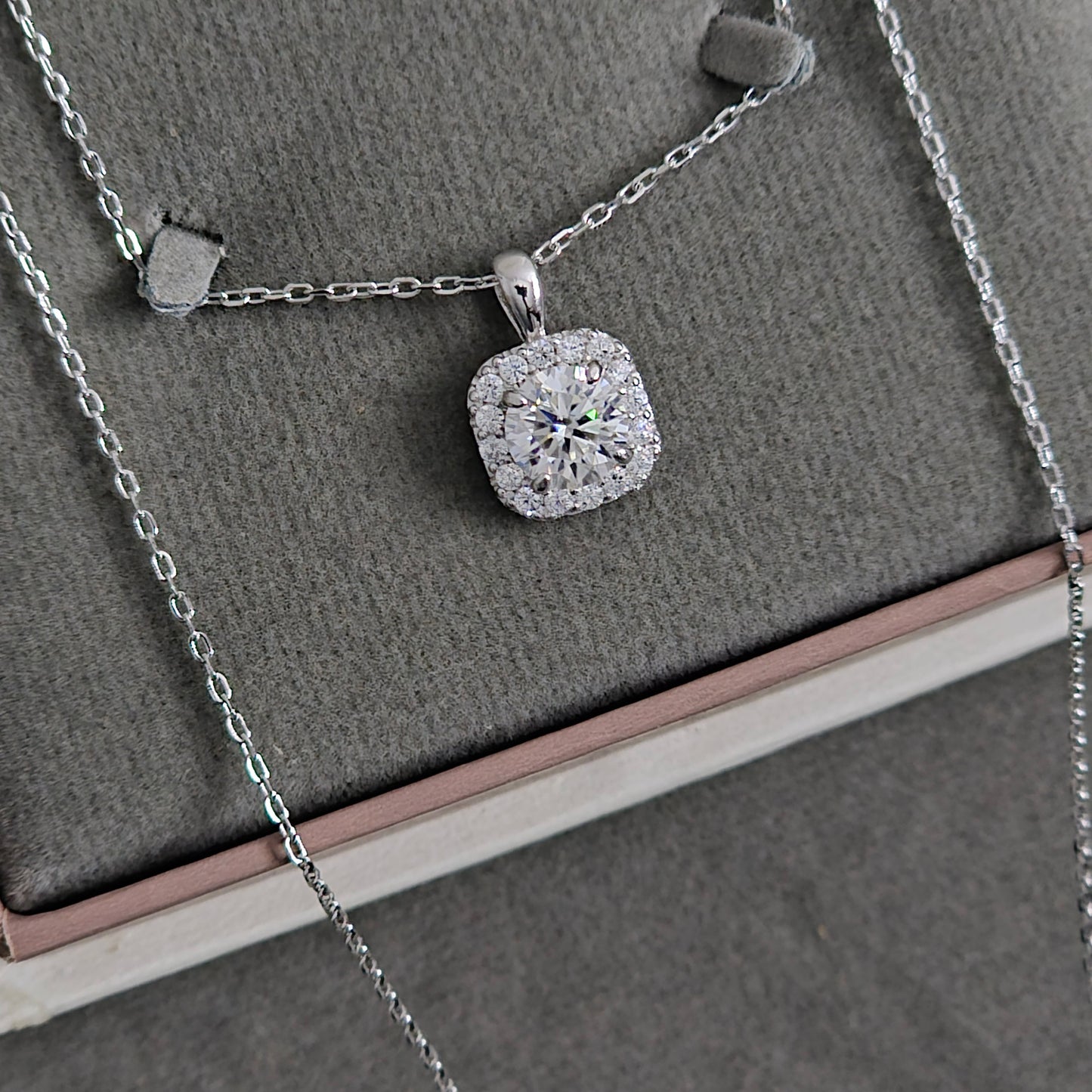Silver Necklace N218 (Moissanite)