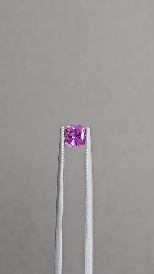 Natural Colour Change Sapphire - G1012
