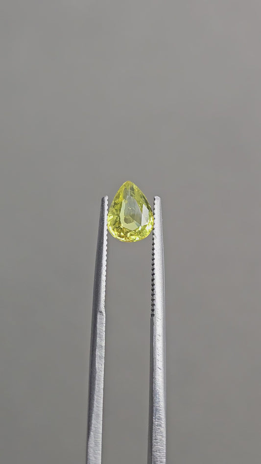 Natural Chrysoberyl - G1010